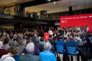 Los socialistas de Telde arropan a un Pedro Sánchez convencido del triunfo de su partido en las Islas/Acfi Press y TA.